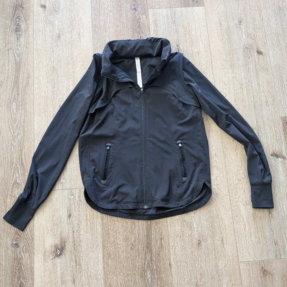 Lululemon Bring Back The Track Jacket, size 4, black